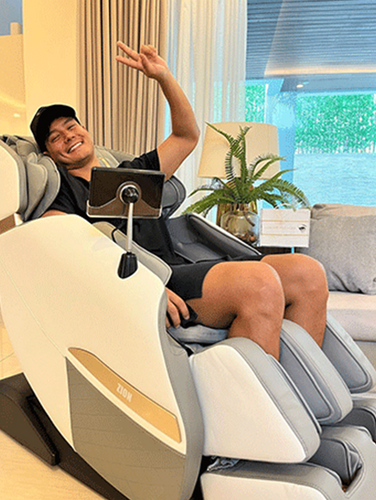 DANIEL MATSUNAGA